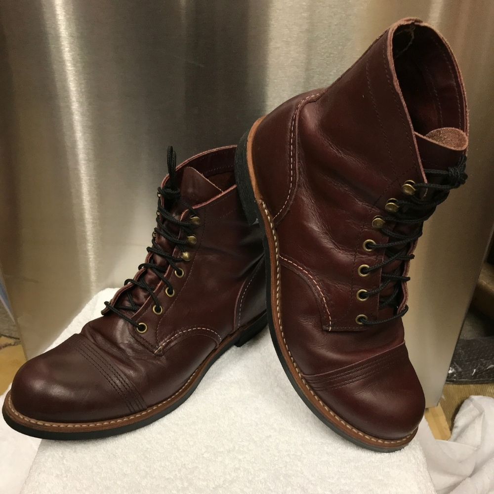 Gently Worn Red Wing Iron Ranger size 10D